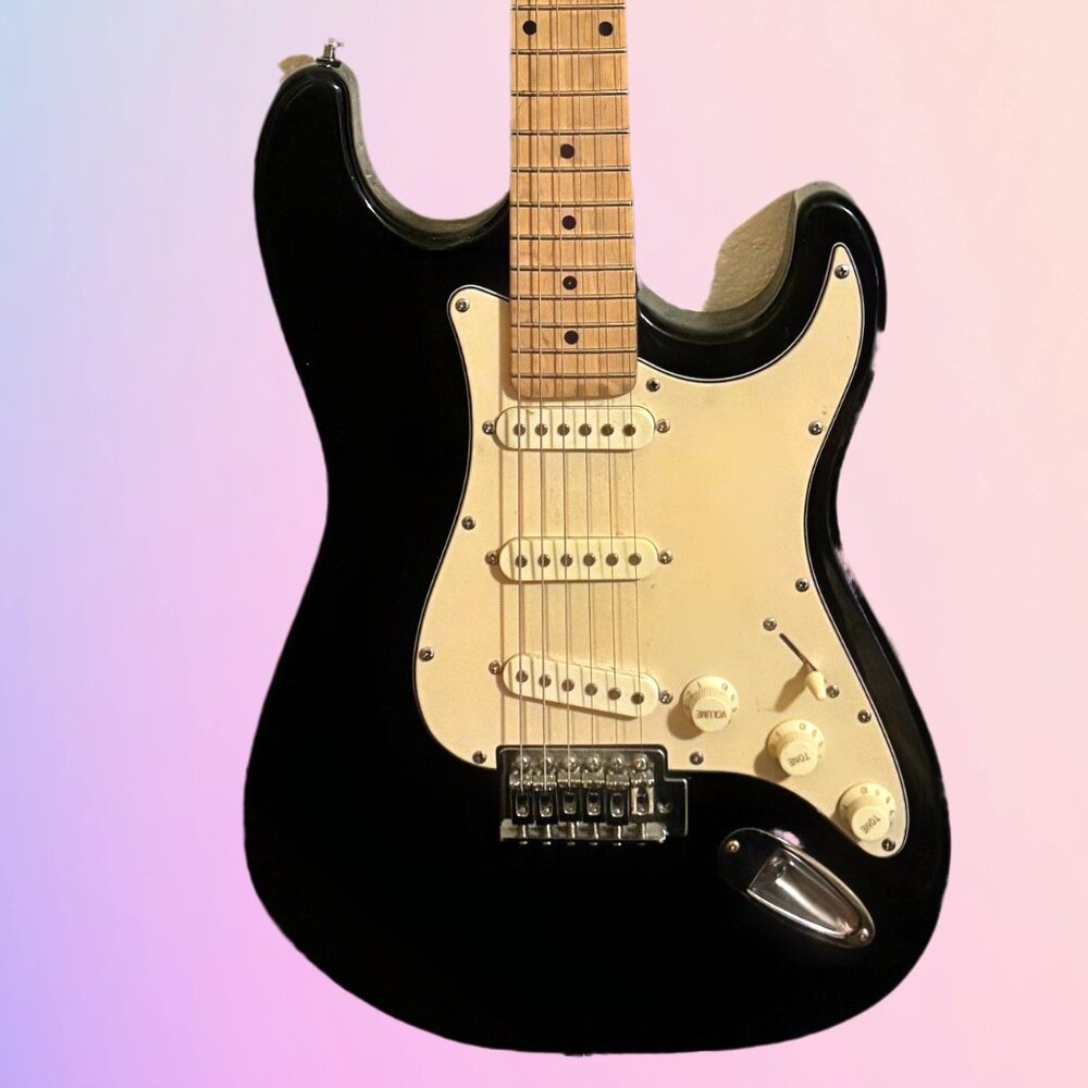 Behringer 6 String Electric Guitar